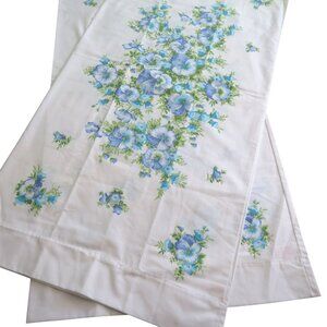 Vintage Burlington Never Iron Floral King Pillowcases Set of 2 White Blue 20"x41